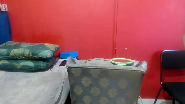 Snapshot of Lelety79 chatting on 09.18.25 Lelety79 online show from 09.18.25