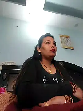 Snapshot of Poojabhabi101 chatting on 12.13.24 Poojabhabi101 online show from 12.13.24