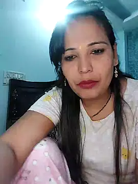 Snapshot of Poojabhabi101 chatting on 01.06.25 Poojabhabi101 online show from 01.06.25