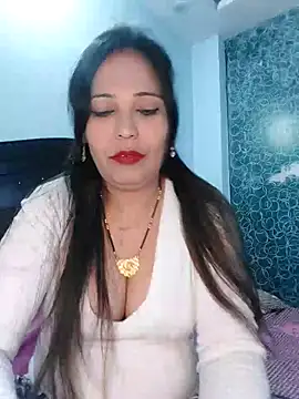 Snapshot of Poojabhabi101 chatting on 02.11.25 Poojabhabi101 online show from 02.11.25