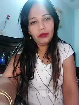 Snapshot of Poojabhabi101 chatting on 02.17.25 Poojabhabi101 online show from 02.17.25