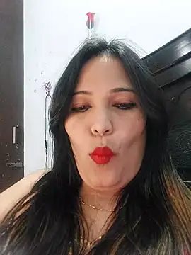 Snapshot of Poojabhabi101 chatting on 02.22.25 Poojabhabi101 online show from 02.22.25