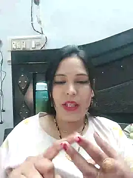 Snapshot of Poojabhabi101 chatting on 03.01.25 Poojabhabi101 online show from 03.01.25