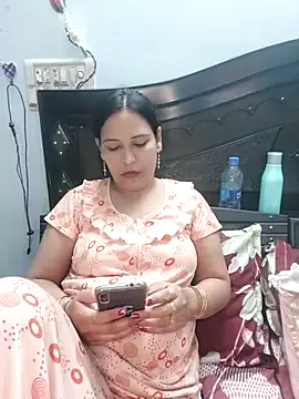 Snapshot of Poojabhabi101 chatting on 03.20.25 Poojabhabi101 online show from 03.20.25