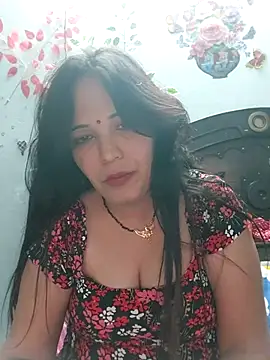 Snapshot of Poojabhabi101 chatting on 11.23.25 Poojabhabi101 online show from 11.23.25