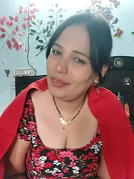 Snapshot of Poojabhabi101 chatting on 11.25.25 Poojabhabi101 online show from 11.25.25