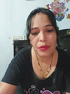 Poojabhabi101 online show from 06.18.26