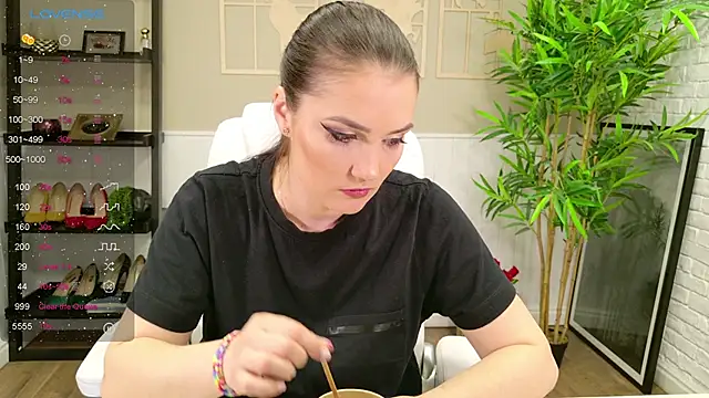 SelineSole online show from 03.12.25