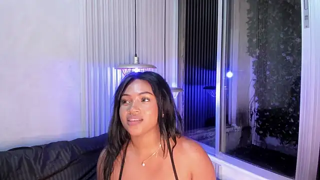 Aluna sweet online show from 02.25.25