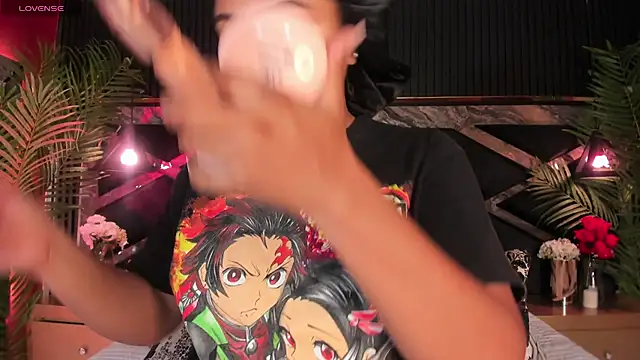 Aluna sweet online show from 11.26.25