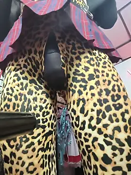 Snapshot of mal_x chatting on 01.13.26 mal x online show from 01.13.26