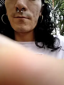 Snapshot of mal_x chatting on 03.08.26 mal x online show from 03.08.26