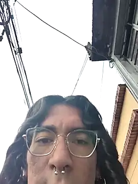 Snapshot of mal_x chatting on 03.10.26 mal x online show from 03.10.26