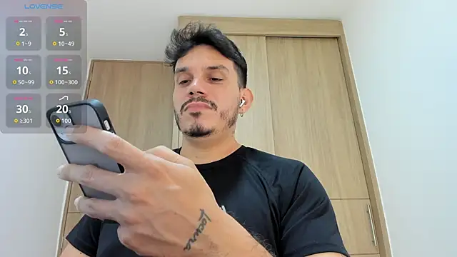 alejandro stark online show from 10.29.25