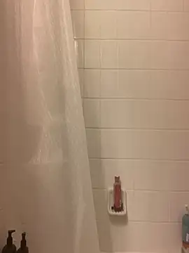 Snapshot of LiverandBrat77 chatting on 11.06.25 LiverandBrat77 online show from 11.06.25