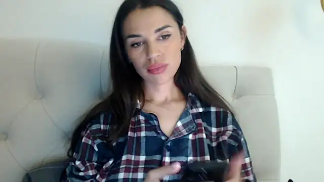 Mika Gold online show from 10.04.25