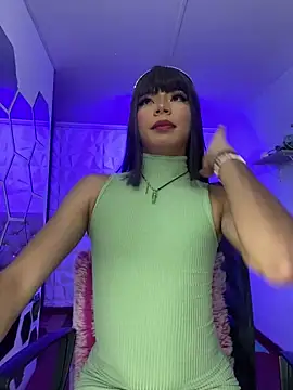 Snapshot of hurrencam chatting on 02.06.25 hurrencam online show from 02.06.25