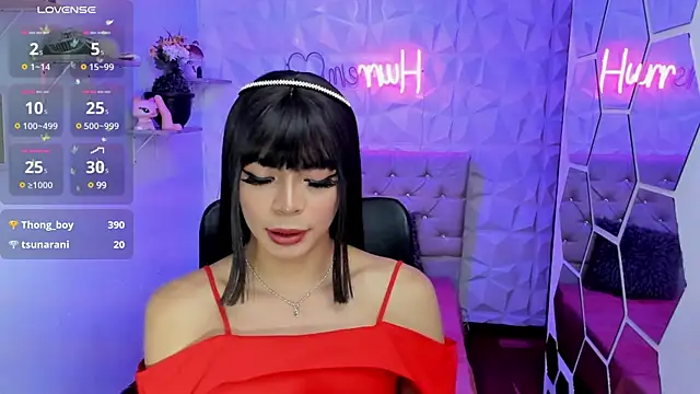 Snapshot of hurrencam chatting on 02.28.25 hurrencam online show from 02.28.25