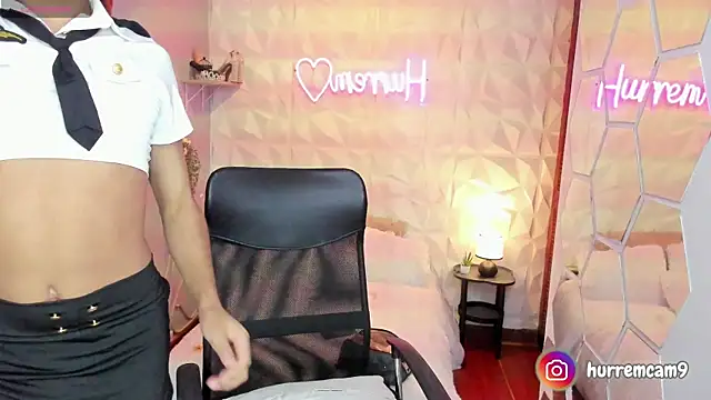 Snapshot of hurrencam chatting on 10.09.25 hurrencam online show from 10.09.25