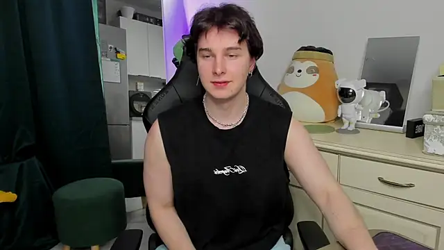 Vincent Strong online show from 04.18.26