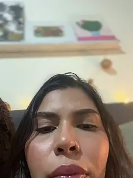 GigiiStone online show from 12.08.24