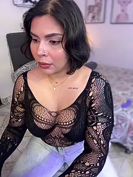 GigiiStone online show from 03.05.25