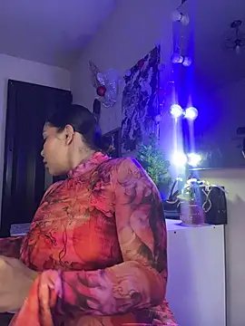 GigiiStone online show from 12.22.25