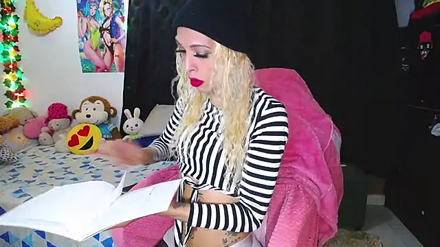 flaquita corall online show from 04.29.26