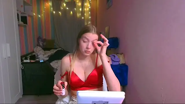   Aphrodita  wow   online show from 12.10.24