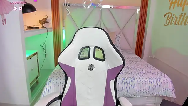 Happy tits online show from 03.19.25