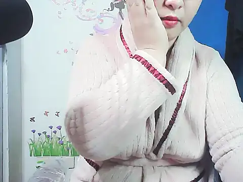 Snapshot of xiaorou-z chatting on 01.08.26 xiaorou-z online show from 01.08.26