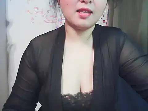 Snapshot of xiaorou-z chatting on 03.11.26 xiaorou-z online show from 03.11.26