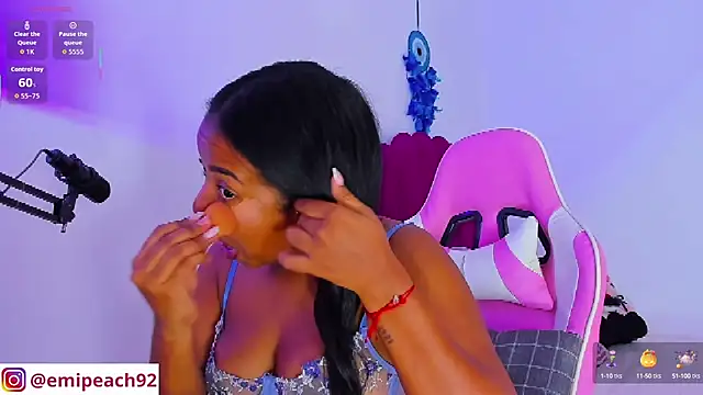 samanthaabloom online show from 10.23.25