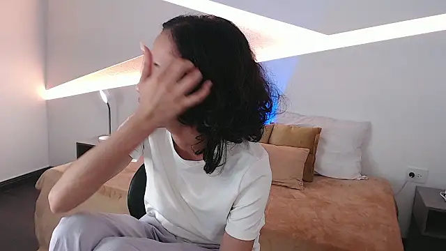 hot little bunny online show from 12.13.24