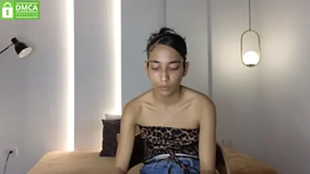 hot little bunny online show from 05.25.26