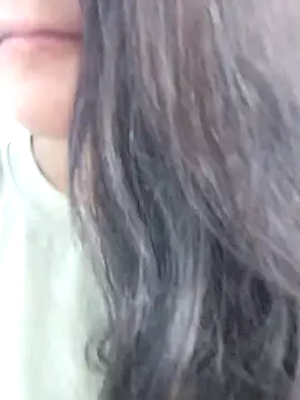 Snapshot of Doll_Nepali chatting on 12.17.24 Doll Nepali online show from 12.17.24