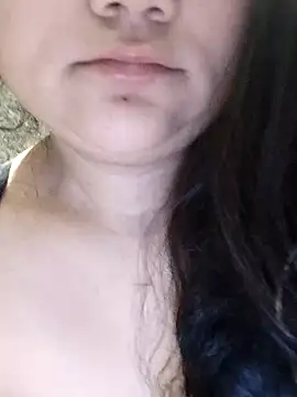 Snapshot of Doll_Nepali chatting on 01.28.25 Doll Nepali online show from 01.28.25