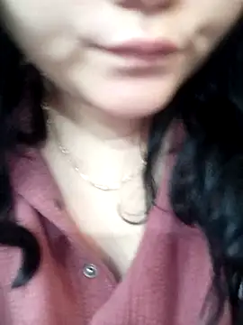 Snapshot of Doll_Nepali chatting on 12.22.25 Doll Nepali online show from 12.22.25