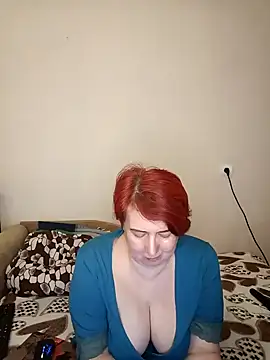 Snapshot of NikolRedMilf chatting on 12.17.24 NikolRedMilf online show from 12.17.24