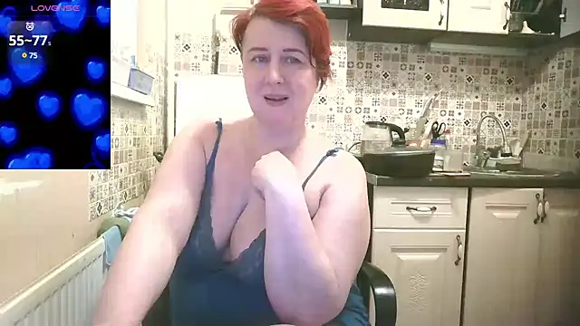 Snapshot of NikolRedMilf chatting on 12.25.24 NikolRedMilf online show from 12.25.24