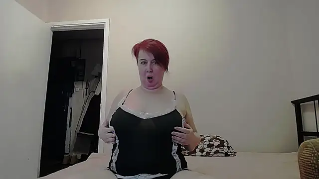 Snapshot of NikolRedMilf chatting on 01.26.25 NikolRedMilf online show from 01.26.25