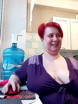 Snapshot of NikolRedMilf chatting on 01.27.25 NikolRedMilf online show from 01.27.25