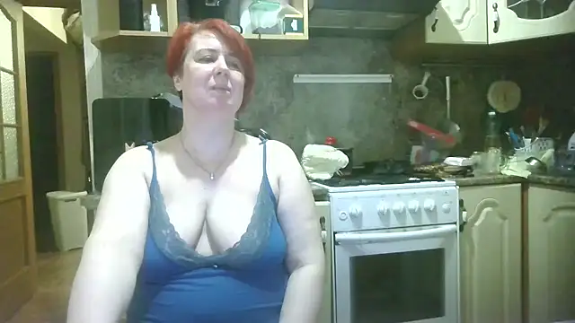 Snapshot of NikolRedMilf chatting on 03.12.25 NikolRedMilf online show from 03.12.25