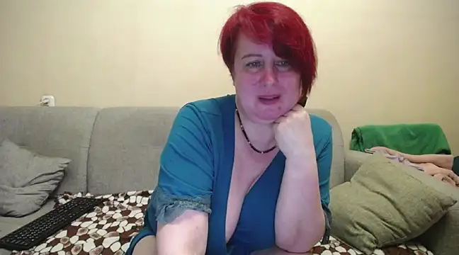 Snapshot of NikolRedMilf chatting on 03.19.25 NikolRedMilf online show from 03.19.25