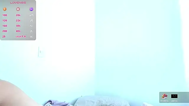 Snapshot of Ania_jones chatting on 11.07.25 Ania jones online show from 11.07.25