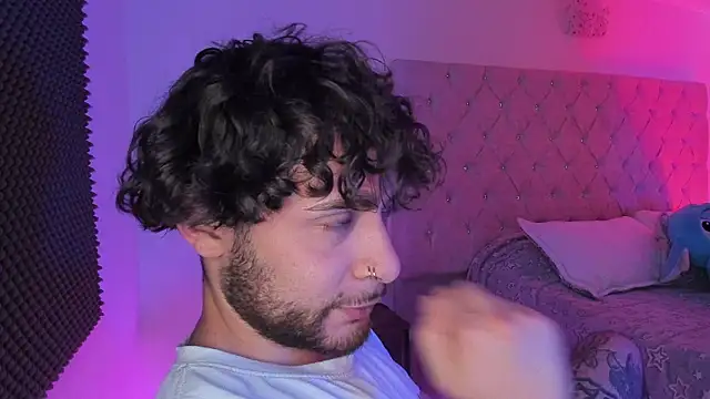 Snapshot of AbbyAndChris2 chatting on 05.18.26 AbbyAndChris2 online show from 05.18.26