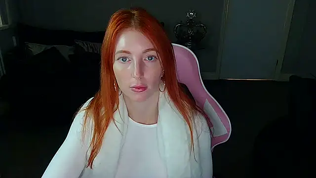 Snapshot of Red_firesquirt chatting on 01.03.25 Red firesquirt online show from 01.03.25