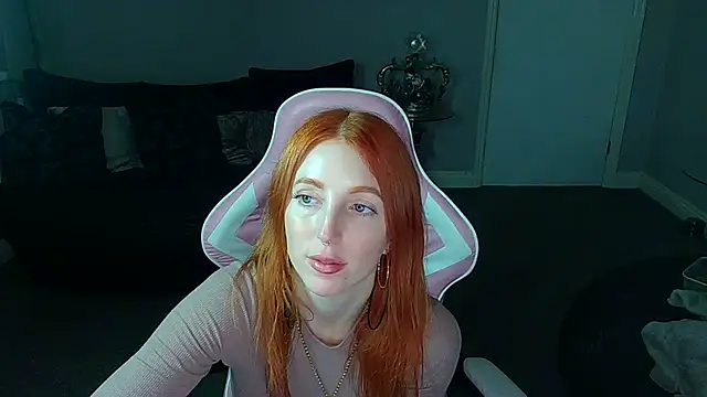 Snapshot of Red_firesquirt chatting on 01.22.25 Red firesquirt online show from 01.22.25