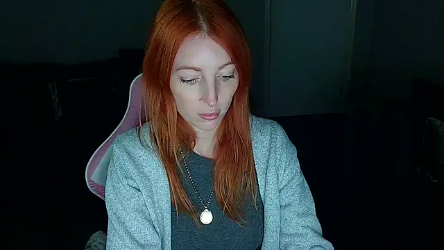 Snapshot of Red_firesquirt chatting on 02.07.25 Red firesquirt online show from 02.07.25