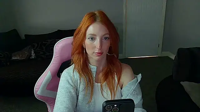 Snapshot of Red_firesquirt chatting on 03.18.25 Red firesquirt online show from 03.18.25